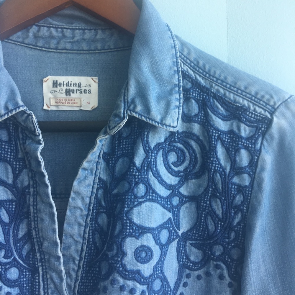 Anthropologie - “Holding Horses” Denim Blouse - Picture 3 of 4